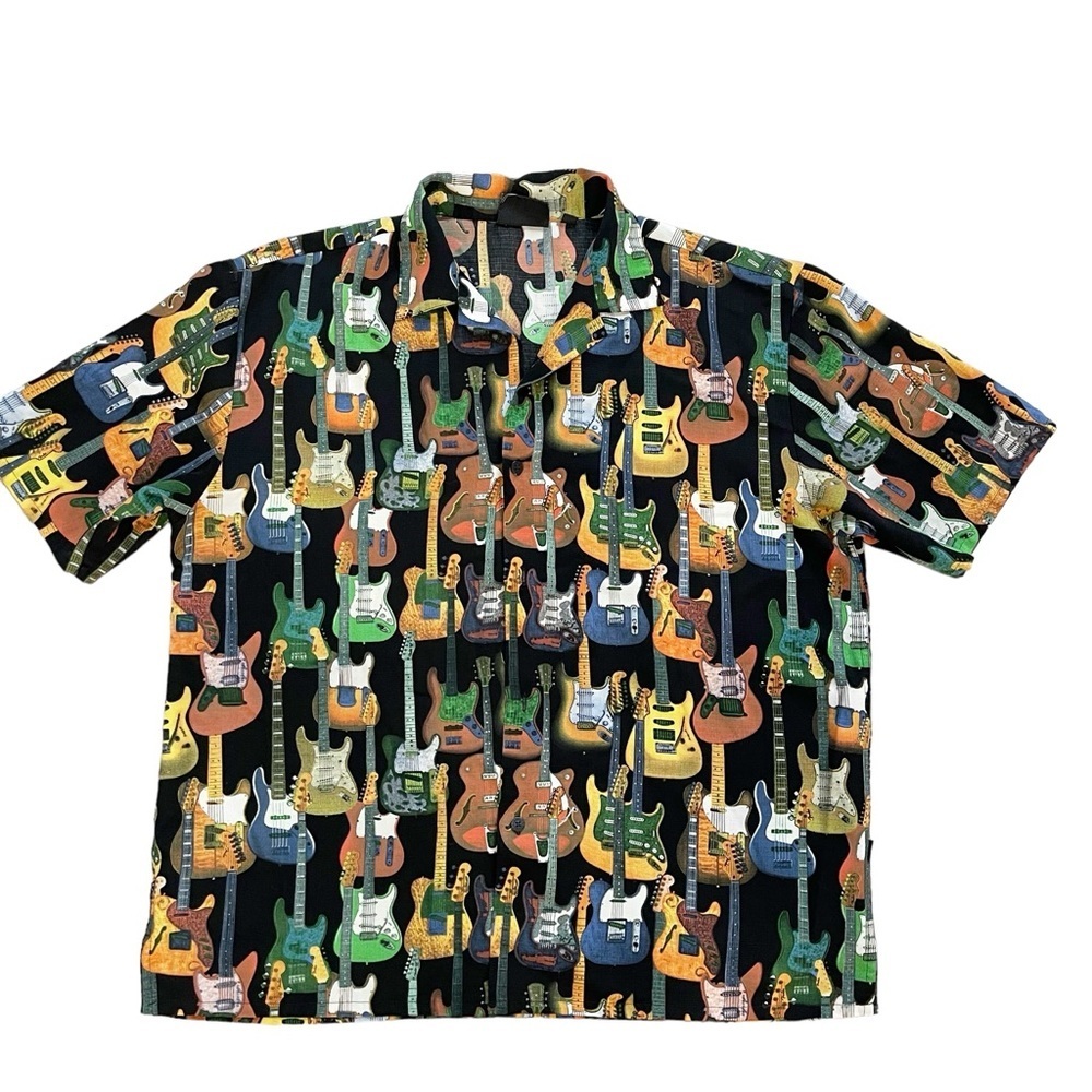 FENDER / DA VINCI Vintage Guitars All Over Mens Short Sleeve Button Up Shirt XL.